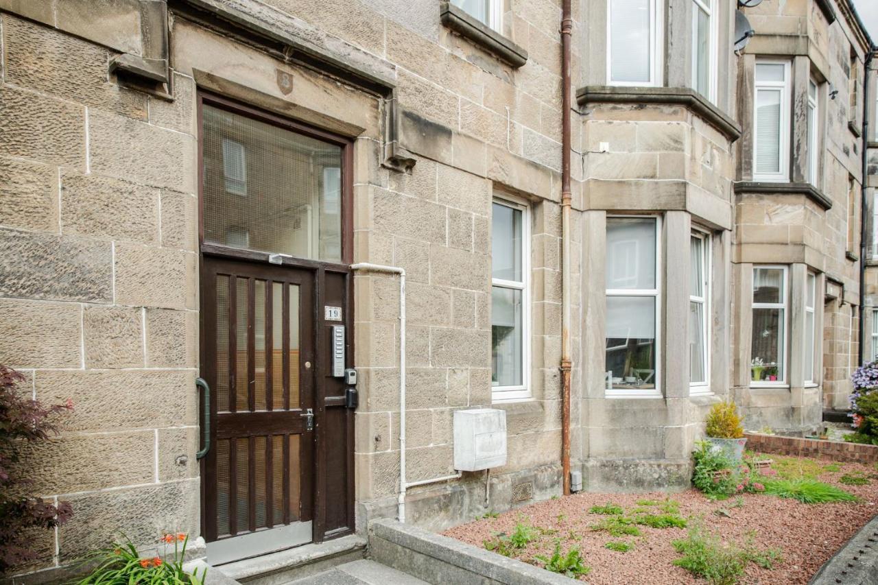 Bonhill Getaway Apartment Dumbarton Exterior photo